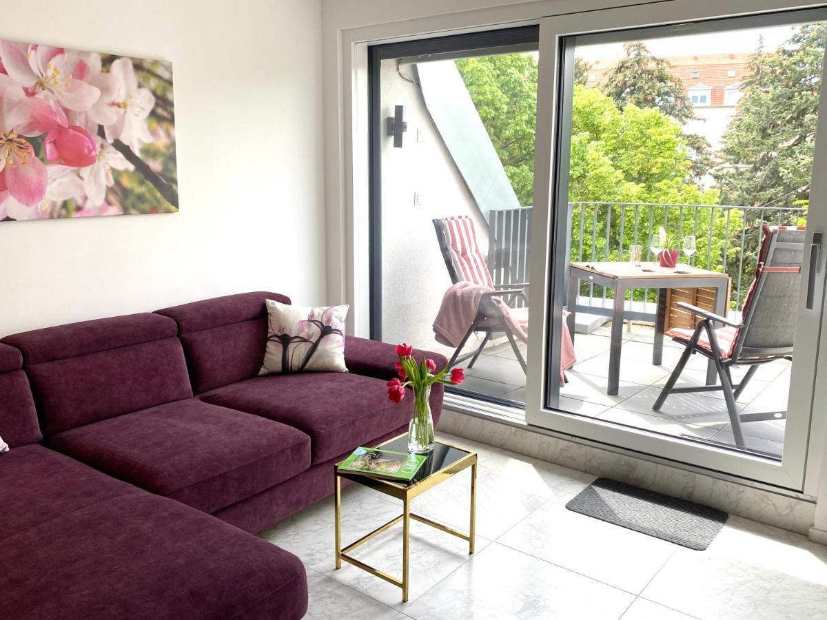 Lilie Appartement In Heviz Mit Tiefgarage, New And Modern Εξωτερικό φωτογραφία