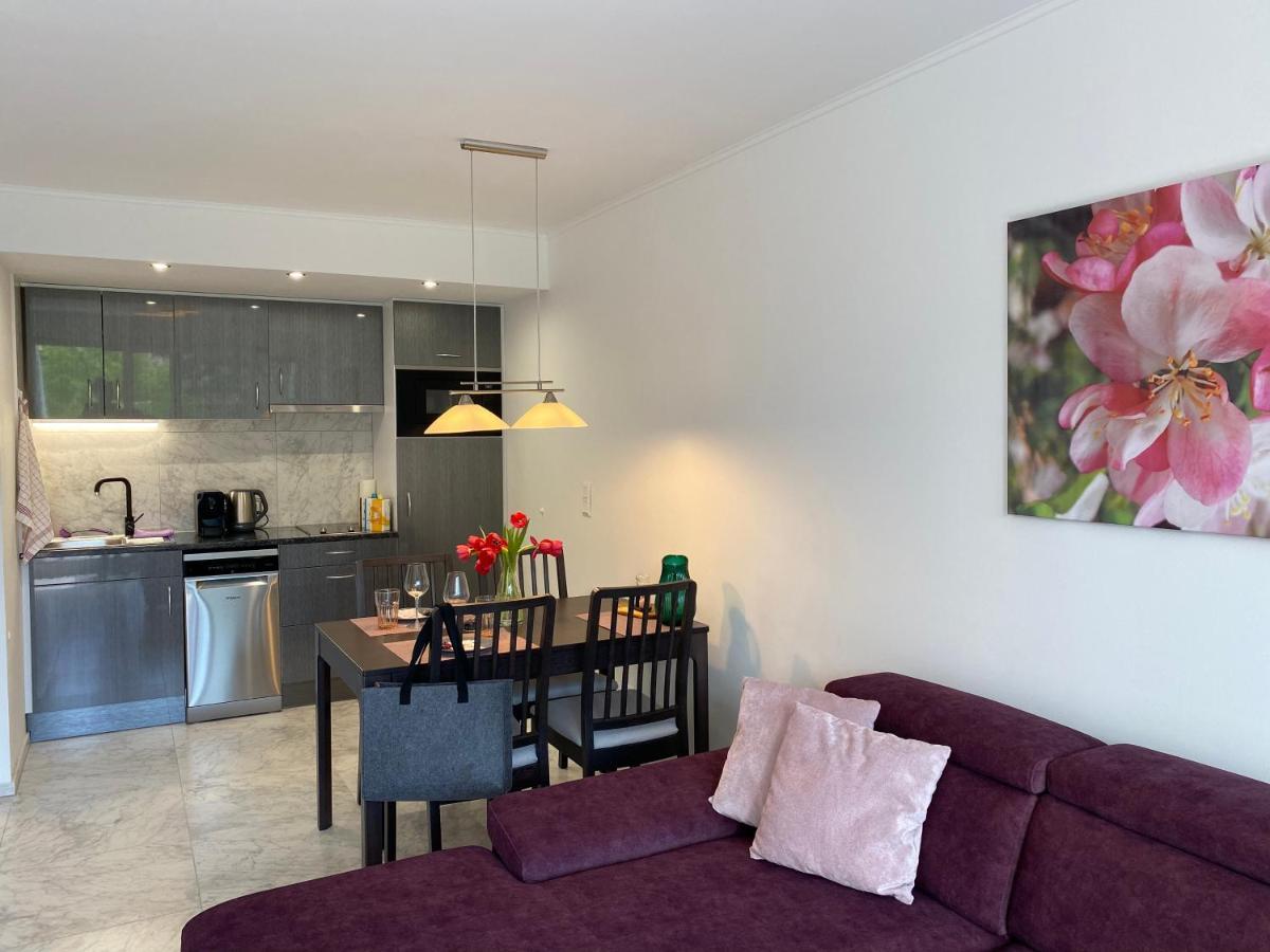 Lilie Appartement In Heviz Mit Tiefgarage, New And Modern Εξωτερικό φωτογραφία